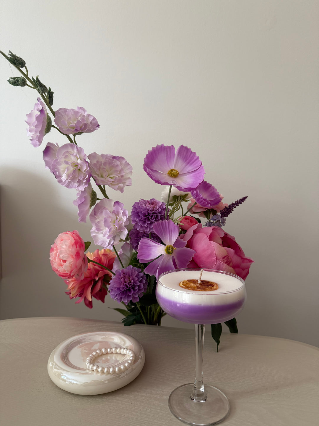 Lady Violet Cocktail candle